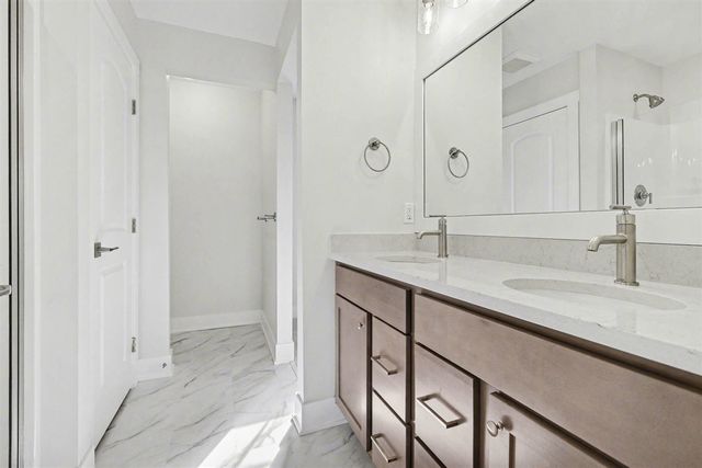 4885 Bethpage Drive, Comstock Park, MI 49321