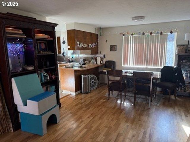 170 E 40TH Ave, Eugene, OR 97405