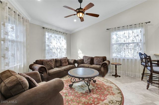 1345 Mariposa CIR 5, Naples, FL 34105