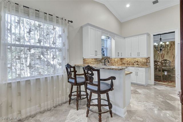 1345 Mariposa CIR 5, Naples, FL 34105