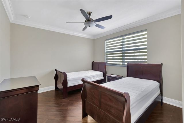 1345 Mariposa CIR 5, Naples, FL 34105