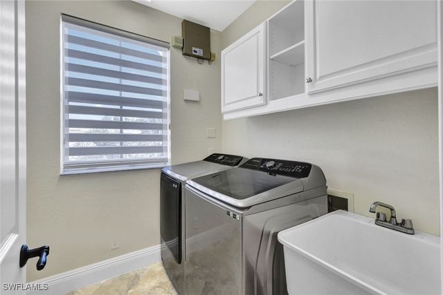 1345 Mariposa CIR 5, Naples, FL 34105