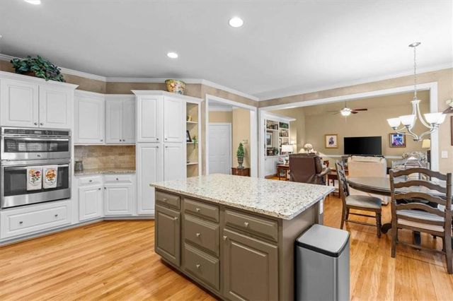 3380 Saxony Glen, Marietta, GA 30066