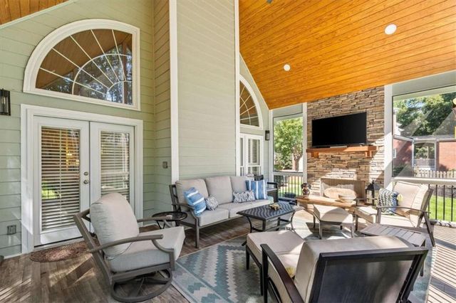 3380 Saxony Glen, Marietta, GA 30066