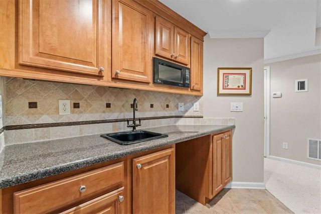3380 Saxony Glen, Marietta, GA 30066
