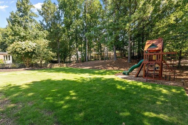 3380 Saxony Glen, Marietta, GA 30066