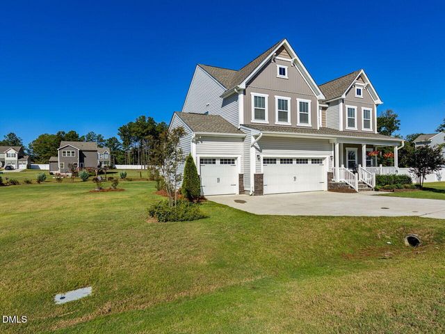 1216 Huffington Oak Drive, Willow Springs, NC 27592