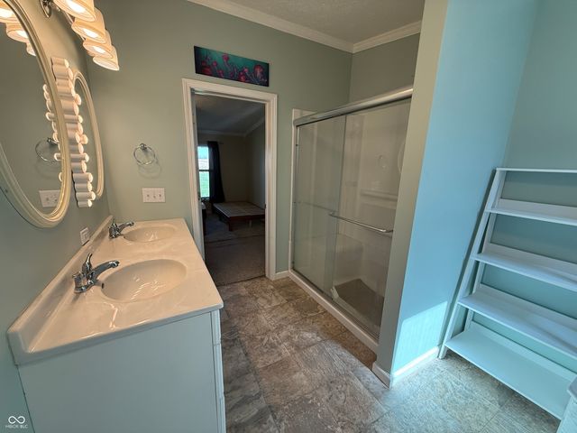 16115 E 300 S, Elizabethtown, IN 47232