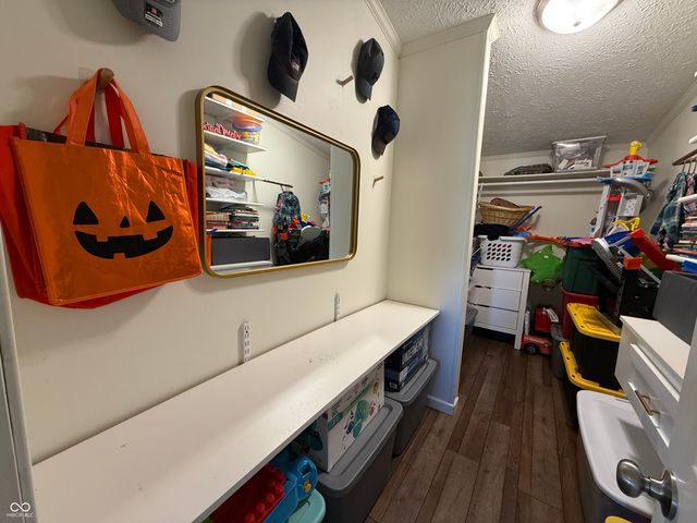 16115 E 300 S, Elizabethtown, IN 47232