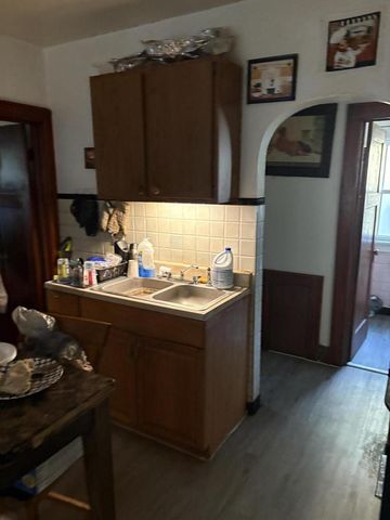 5021 N 27th STREET, Milwaukee, WI 53209