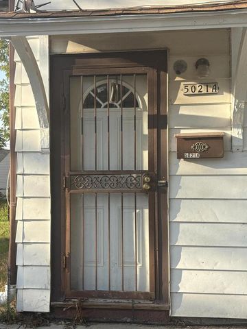 5021 N 27th STREET, Milwaukee, WI 53209