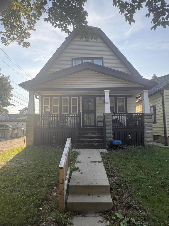 5021 N 27th STREET, Milwaukee, WI 53209