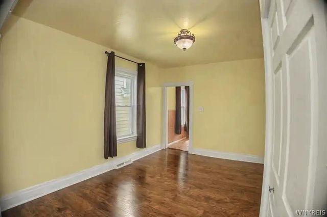 438 20th Street, Niagara Falls, NY 14303