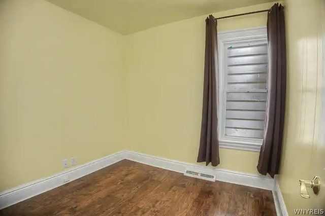 438 20th Street, Niagara Falls, NY 14303