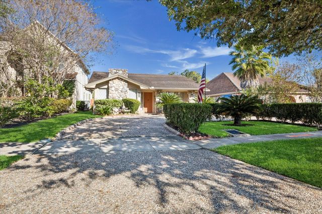 3716 Bellaire Boulevard, Southside Place, TX 77025