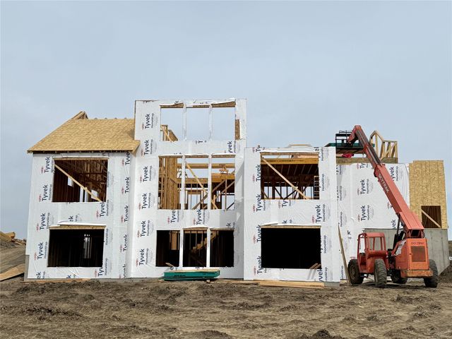 17412 Oakwood Drive, Urbandale, IA 50323