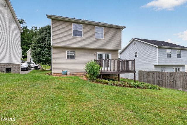 117 Boardwalk, Bristol, TN 37620