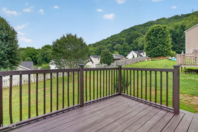 117 Boardwalk, Bristol, TN 37620