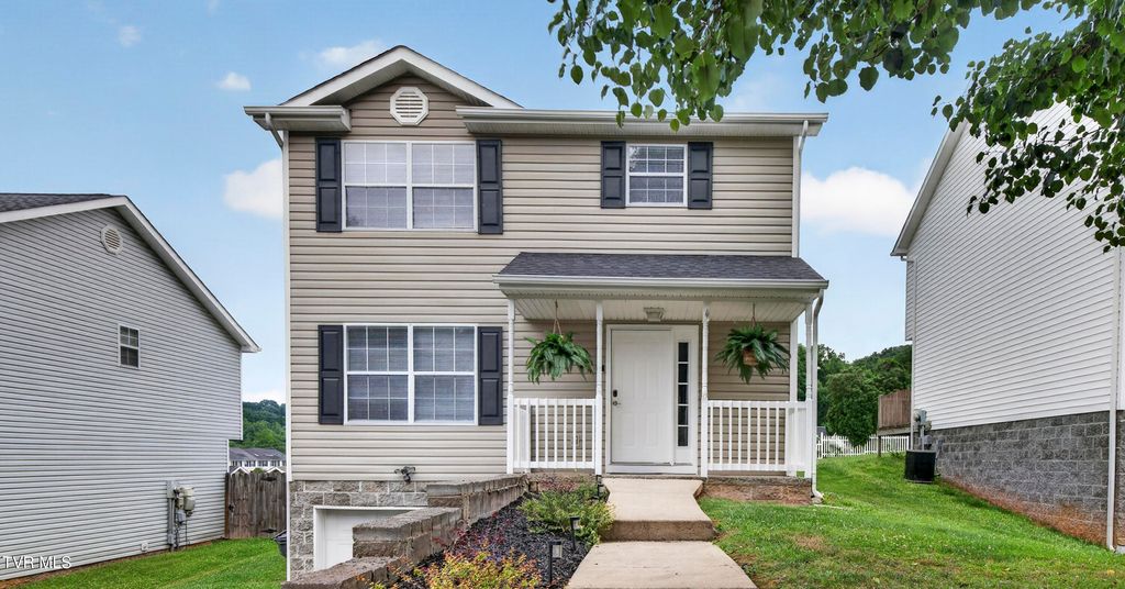 117 Boardwalk, Bristol, TN 37620