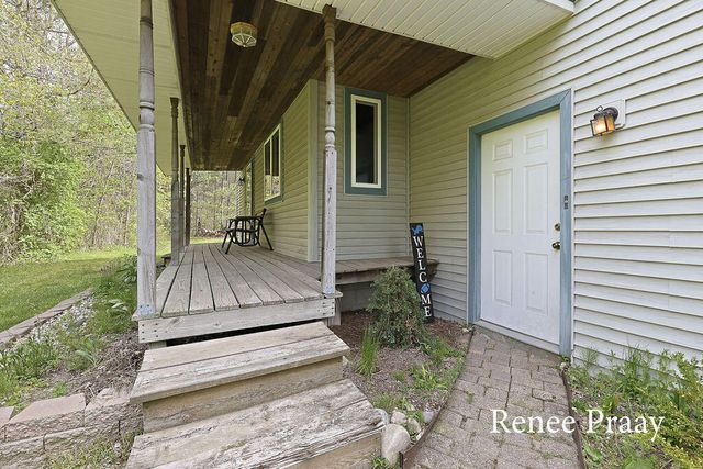 2950 Todd Road, Whitehall, MI 49461