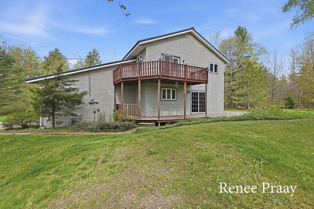 2950 Todd Road, Whitehall, MI 49461