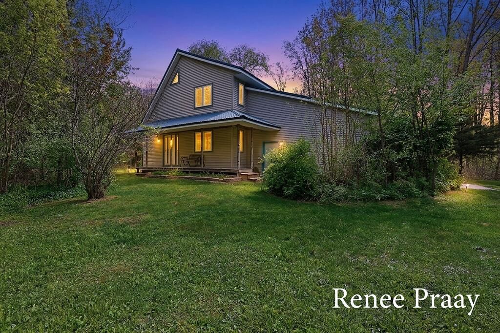 2950 Todd Road, Whitehall, MI 49461