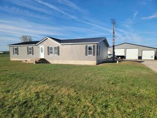 2758 County Road 63, Butler, IN 46721