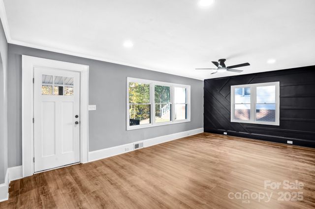 111 Wilshire Avenue SW, Concord, NC 28025