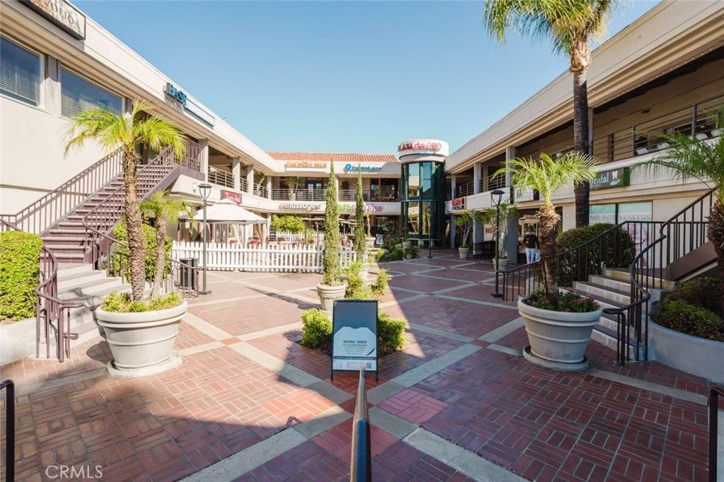 17175 Ventura Boulevard, Encino, CA 91316 — photo 4