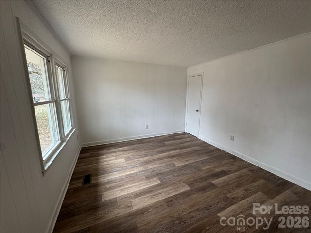 2106 Loblolly Lane, Kings Mountain, NC 28086