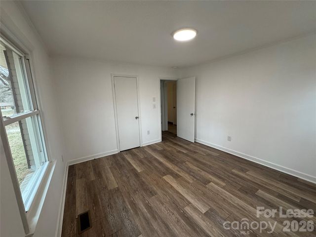 2106 Loblolly Lane, Kings Mountain, NC 28086