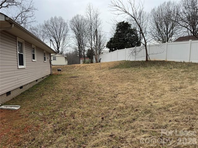 2106 Loblolly Lane, Kings Mountain, NC 28086