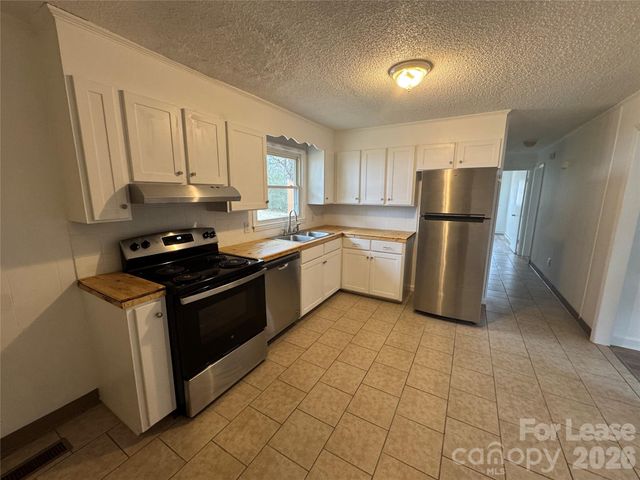 2106 Loblolly Lane, Kings Mountain, NC 28086