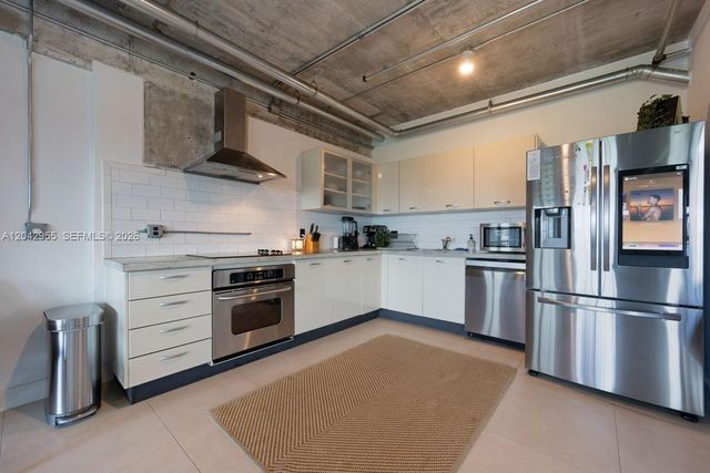 1749 NE Miami Court 507, Miami, FL 33132
