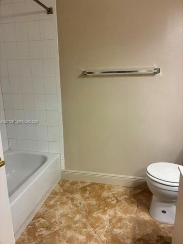 2551 SW 99th Way, Miramar, FL 33025