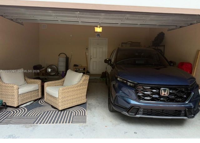 2551 SW 99th Way, Miramar, FL 33025