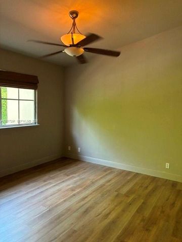 2551 SW 99th Way, Miramar, FL 33025