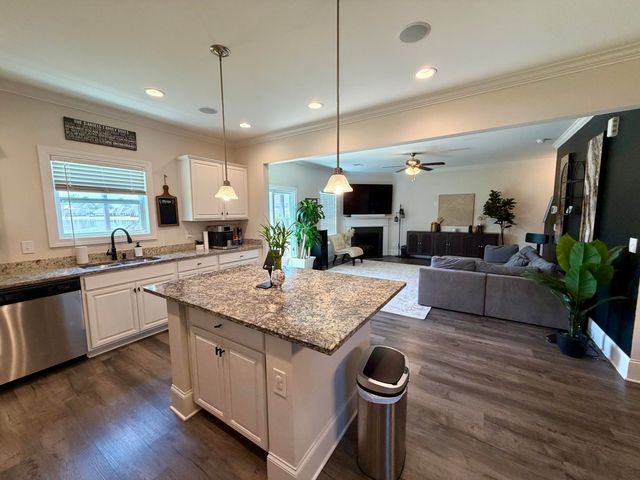 2240 Canadiangeese Drive, Sumter, SC 29153