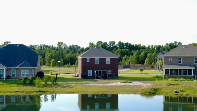 2240 Canadiangeese Drive, Sumter, SC 29153