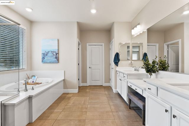 716 Cabada Dr, Brentwood, CA 94513