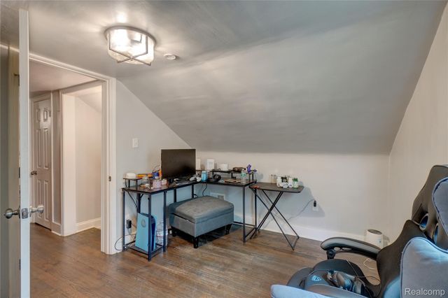 16661 Five Points Street, Redford Charter Township, MI 48240