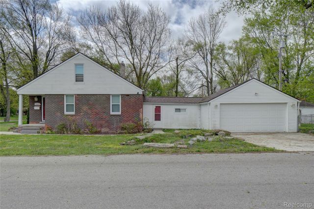 16661 Five Points Street, Redford Charter Township, MI 48240