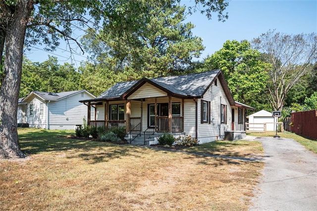 753 Taylor SE Drive, Smyrna, GA 30080