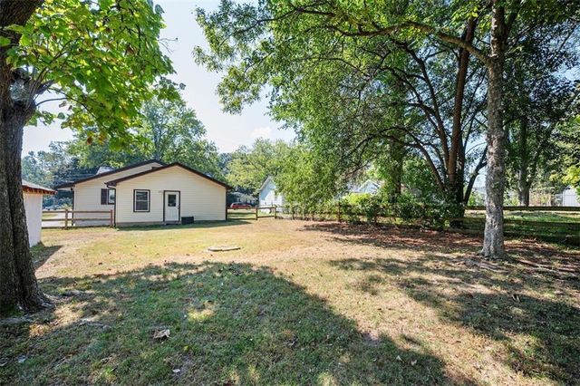 753 Taylor SE Drive, Smyrna, GA 30080