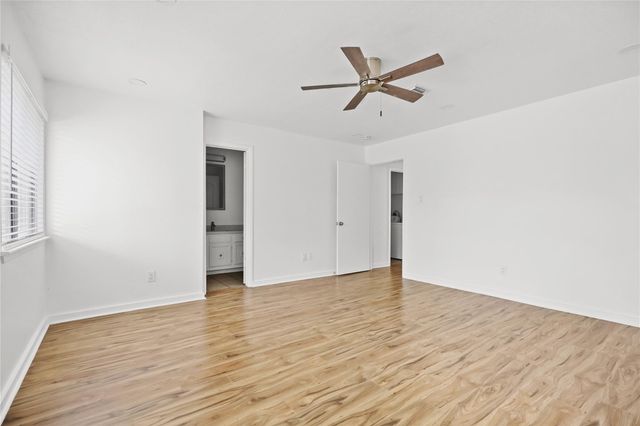 2409 Bering Drive 4, Houston, TX 77057