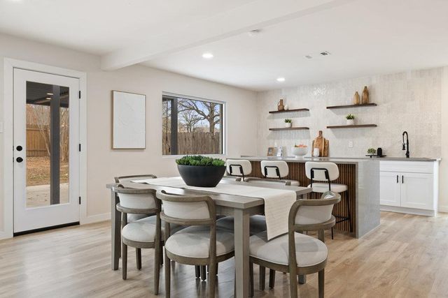 6106 Bridlington CIR, Austin, TX 78745