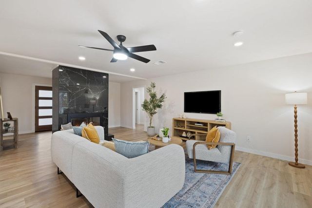 6106 Bridlington CIR, Austin, TX 78745