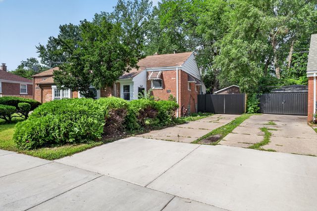 9722 S Merrion Avenue, Chicago, IL 60617