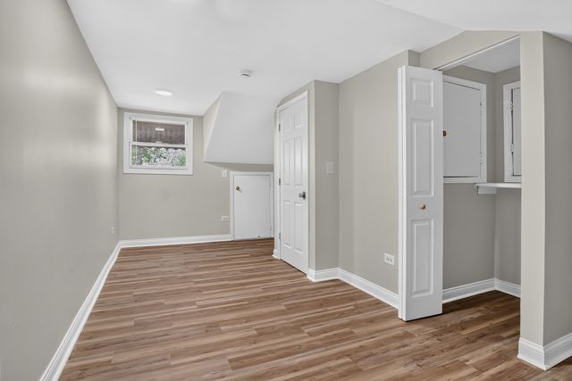 9722 S Merrion Avenue, Chicago, IL 60617