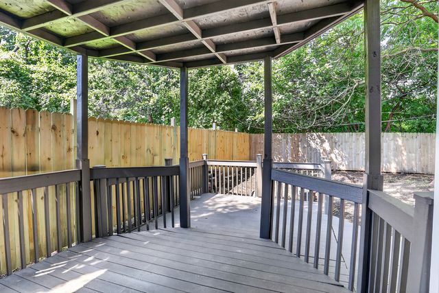 9722 S Merrion Avenue, Chicago, IL 60617